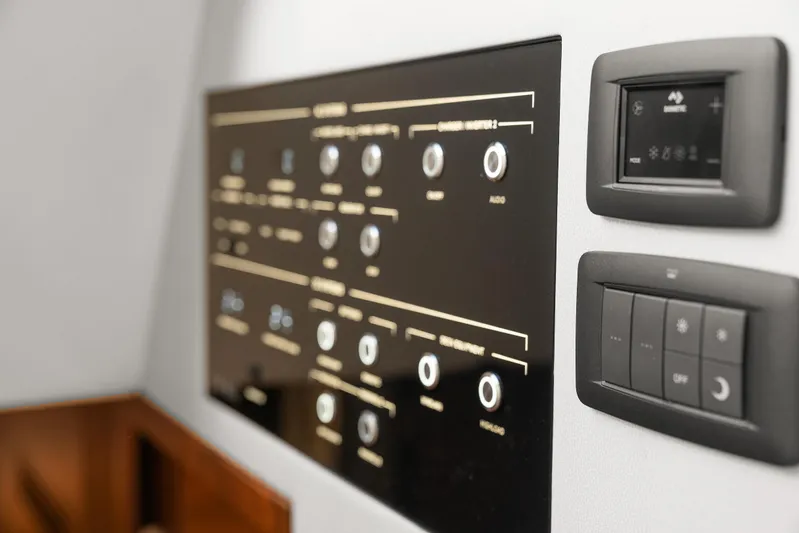 S72515 Yacht Photos Pics 