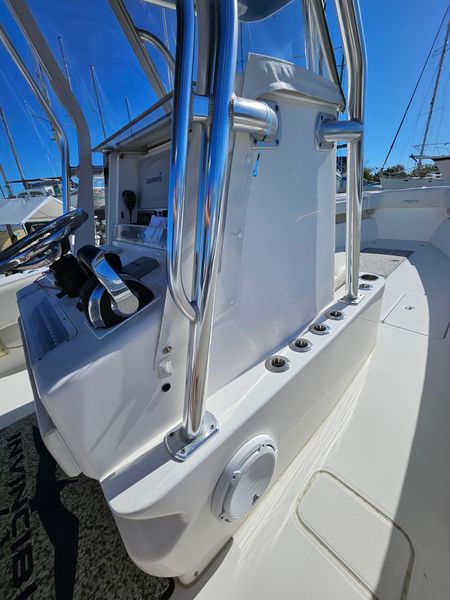 2013 Invincible 33 Open Fisherman