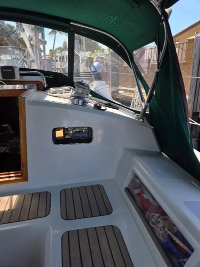 Sans Cles Yacht Photos Pics Good Access