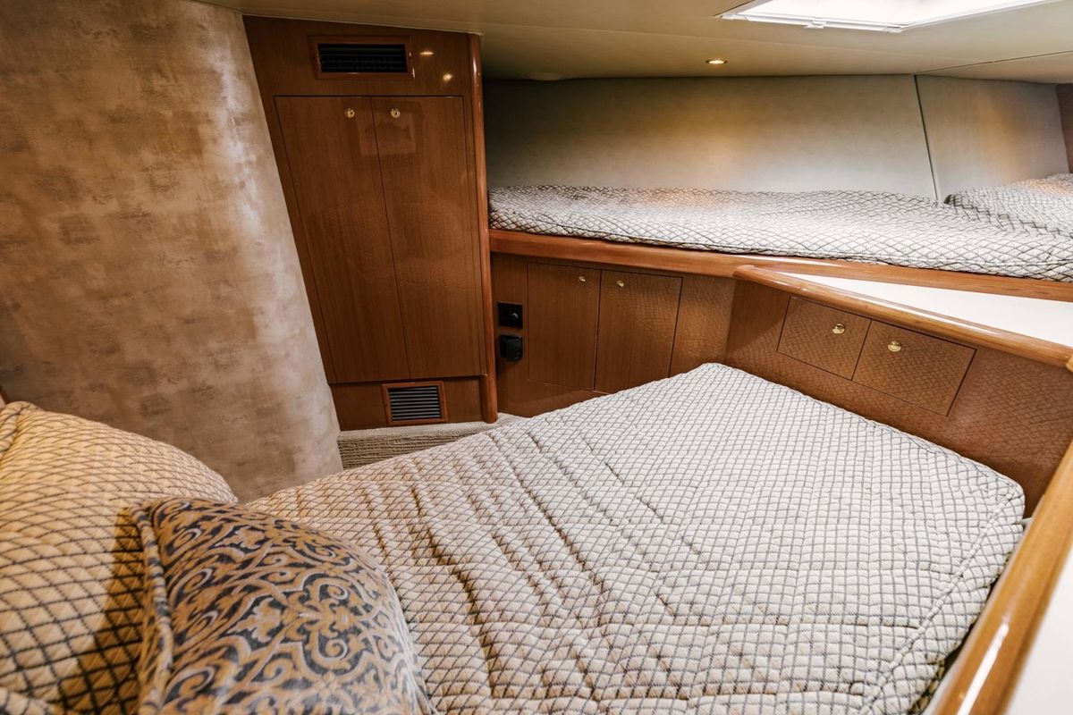 2003 Viking 56 