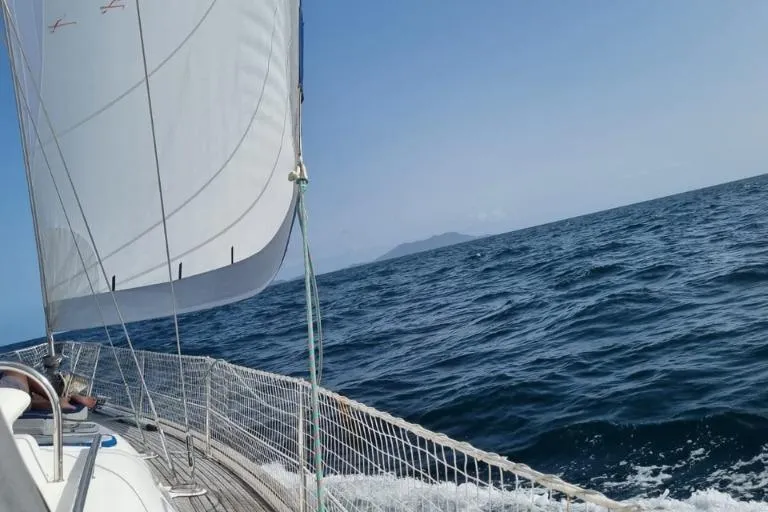 Vento Yacht Photos Pics Bénéteau Océanis 423 de 2006