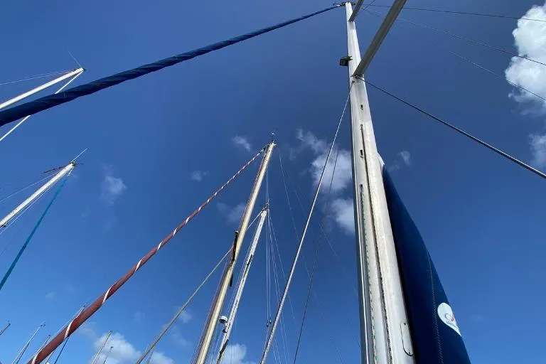 Vento Yacht Photos Pics Bénéteau Océanis 423 de 2006