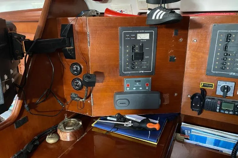 Vento Yacht Photos Pics Bénéteau Océanis 423 de 2006