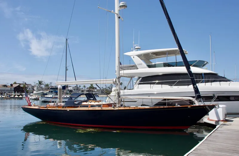 Volunteer Yacht Photos Pics 