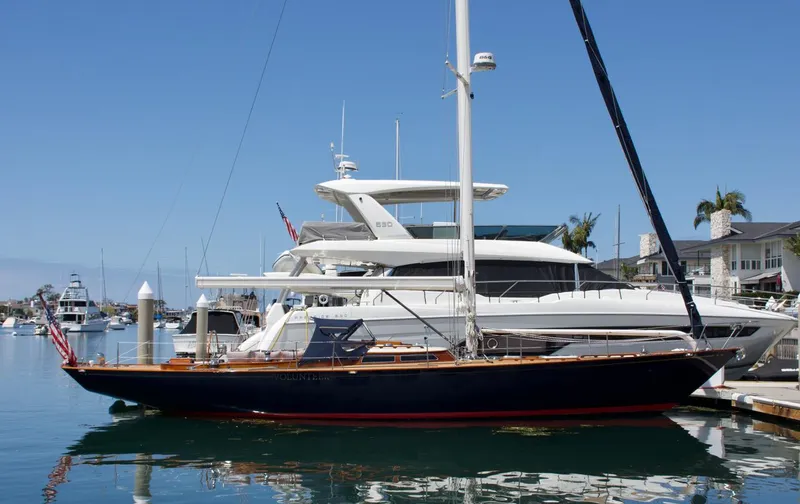 Volunteer Yacht Photos Pics 