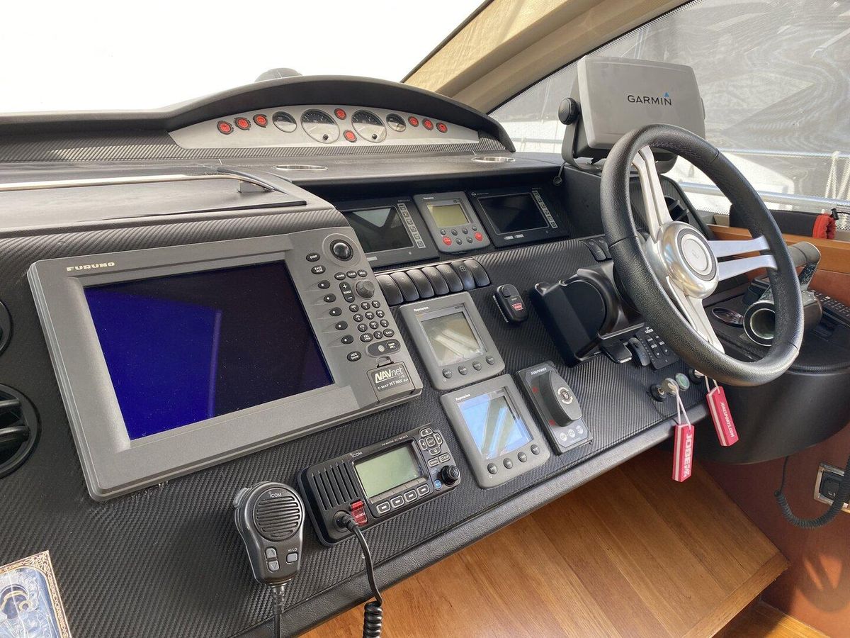 2007 Princess 66 