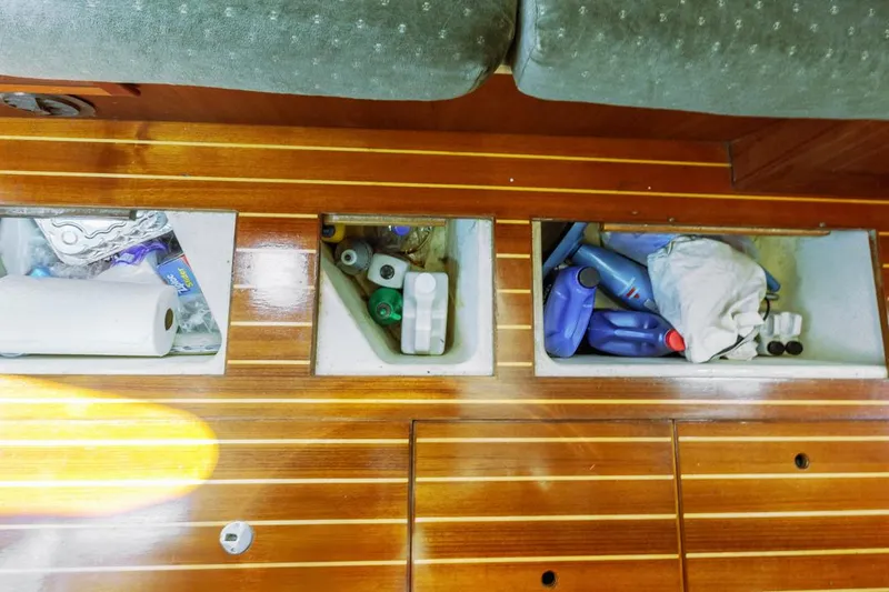 Romanc'n The Zea Yacht Photos Pics 