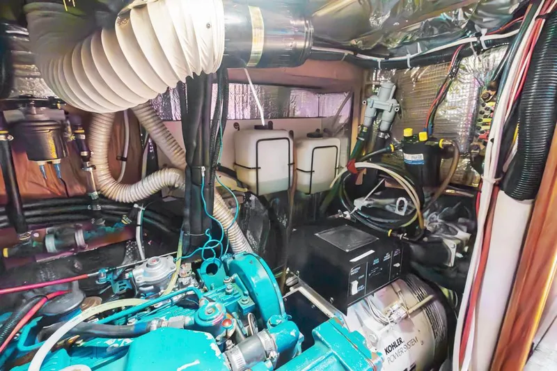 Romanc'n The Zea Yacht Photos Pics 