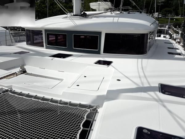 2012 Lagoon 56 