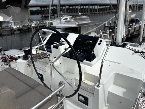 2012 Lagoon 56 
