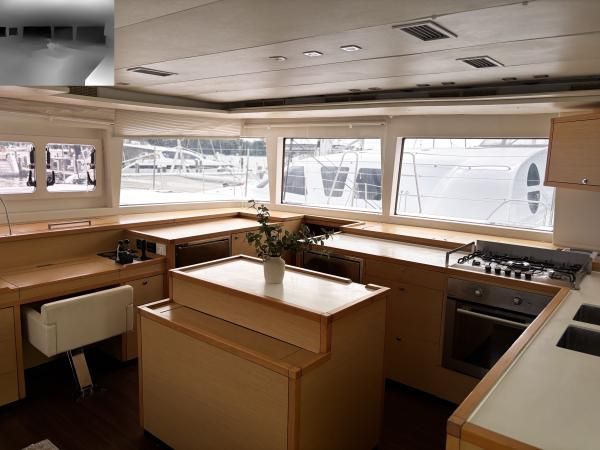 2012 Lagoon 56 