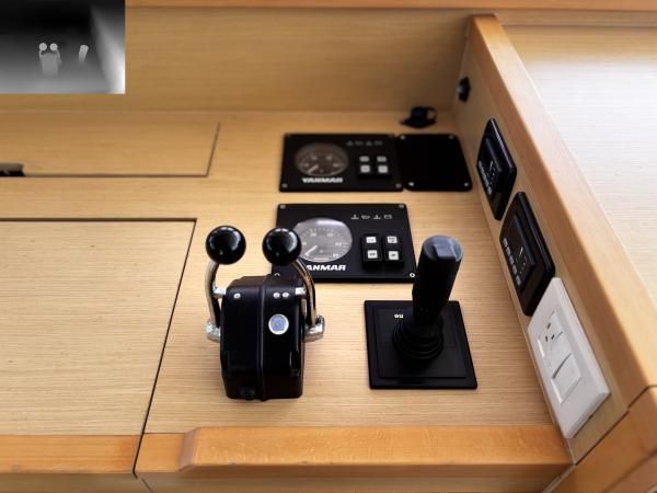 2012 Lagoon 56 