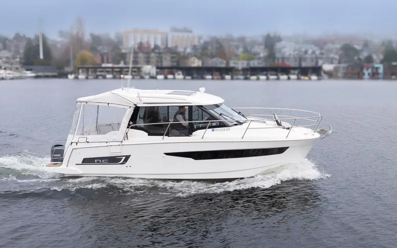 Jeanneau Weekender Offshore Yacht Photos Pics 