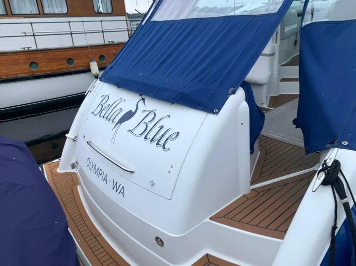 Bella Blue Yacht Photos Pics 2010 Formula 45 yacht "Bella Blue" docked in Olympia, WA.