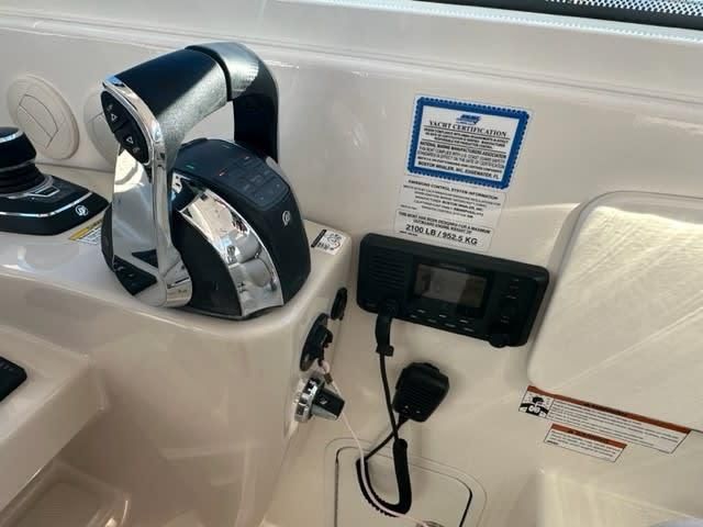 2019 Boston Whaler 345 Conquest