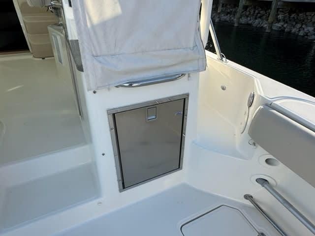 2019 Boston Whaler 345 Conquest