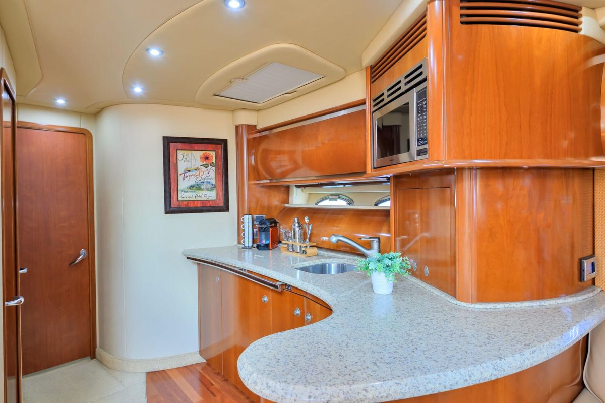 2005 Sea Ray 50 