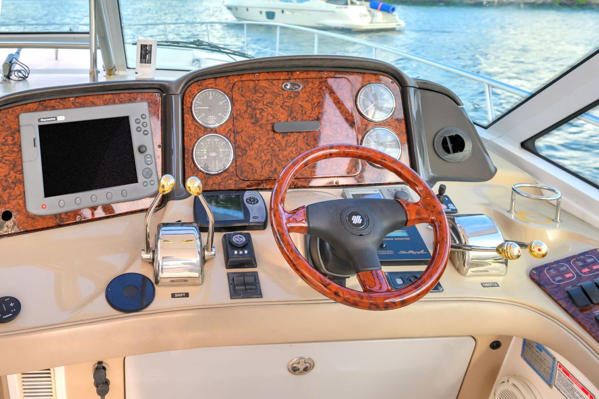 2005 Sea Ray 50 