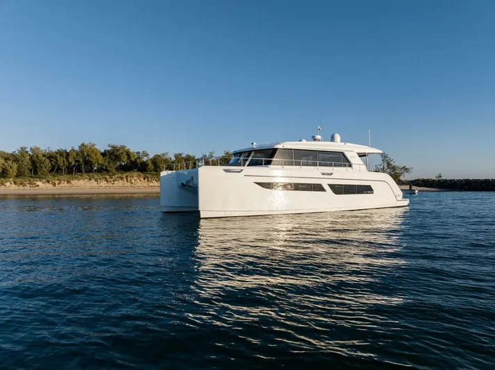 53s Iliad 2025 Yacht Photos Pics 