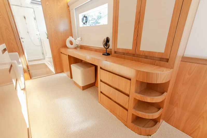 53s Iliad 2025 Yacht Photos Pics 