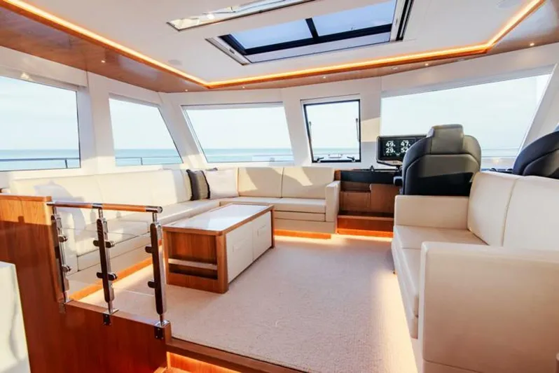 53s Iliad 2025 Yacht Photos Pics 