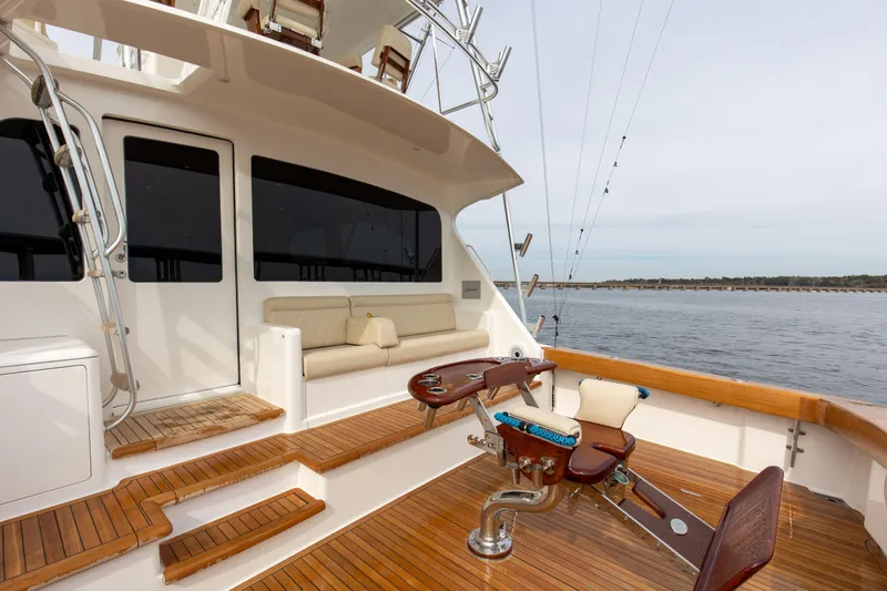 Blueprint Yacht Photos Pics 2009 60 Viking Sportfish Blueprint Cockpit