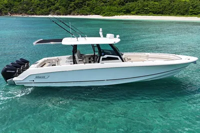 Boston Whaler 380 Outrage