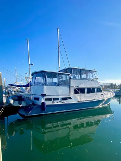 Bon Vivant Yacht Photos Pics 