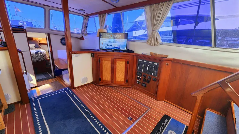 Bon Vivant Yacht Photos Pics 