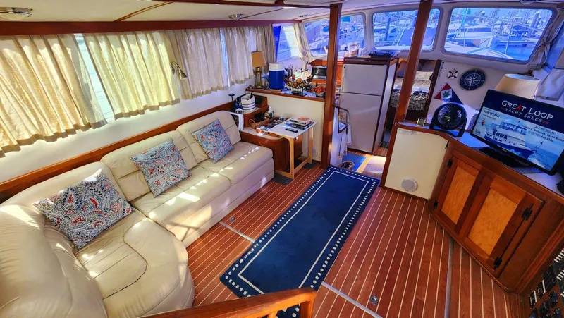 Bon Vivant Yacht Photos Pics 