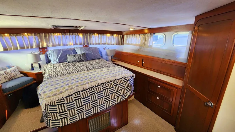 Bon Vivant Yacht Photos Pics 