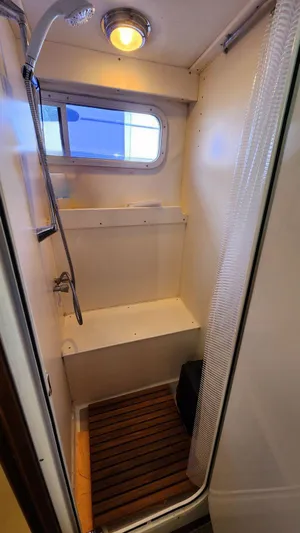 Bon Vivant Yacht Photos Pics 