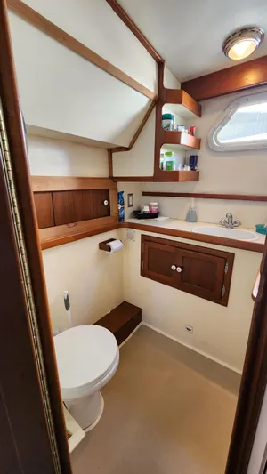 Bon Vivant Yacht Photos Pics 