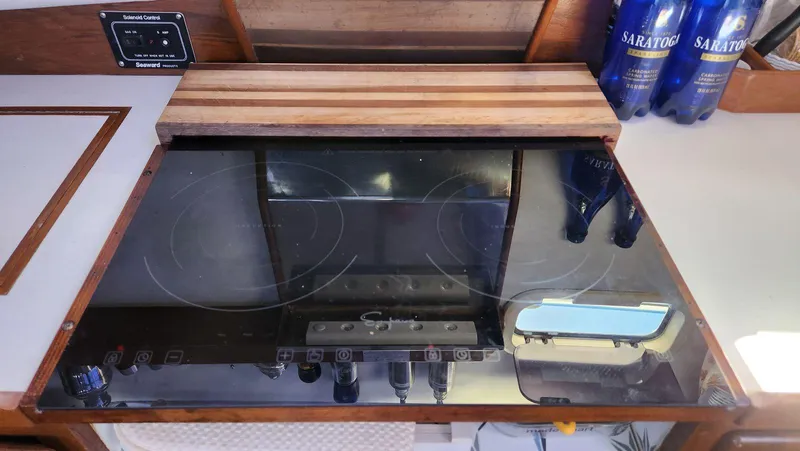 Bon Vivant Yacht Photos Pics 