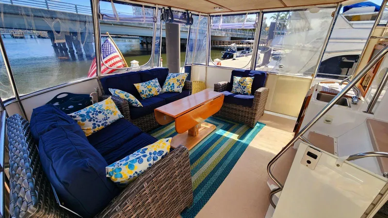 Bon Vivant Yacht Photos Pics 