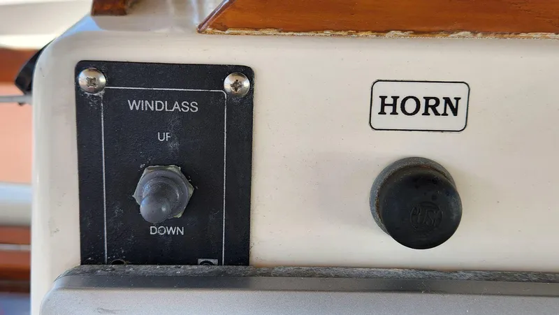 Bon Vivant Yacht Photos Pics 