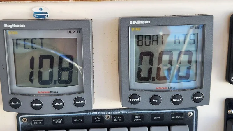 Bon Vivant Yacht Photos Pics 