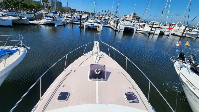 Bon Vivant Yacht Photos Pics 