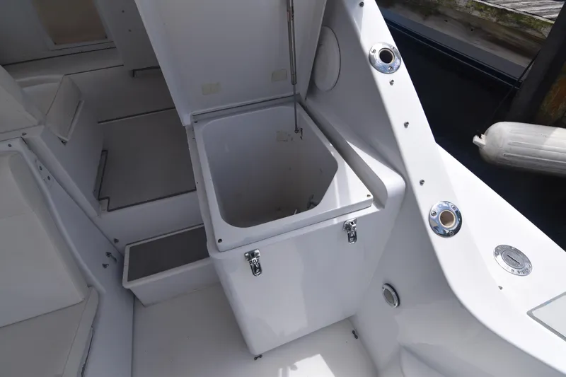 Mobile Home Yacht Photos Pics Hatteras 39 Mobile Home - Cooler