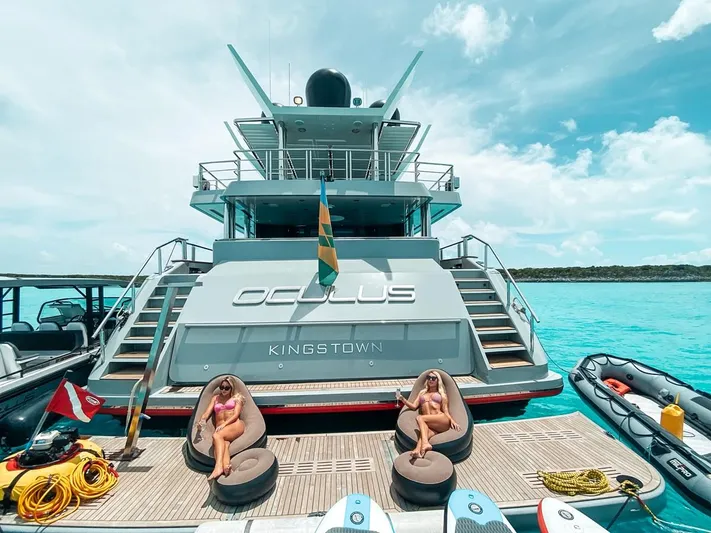 Oculus Yacht Photos Pics 