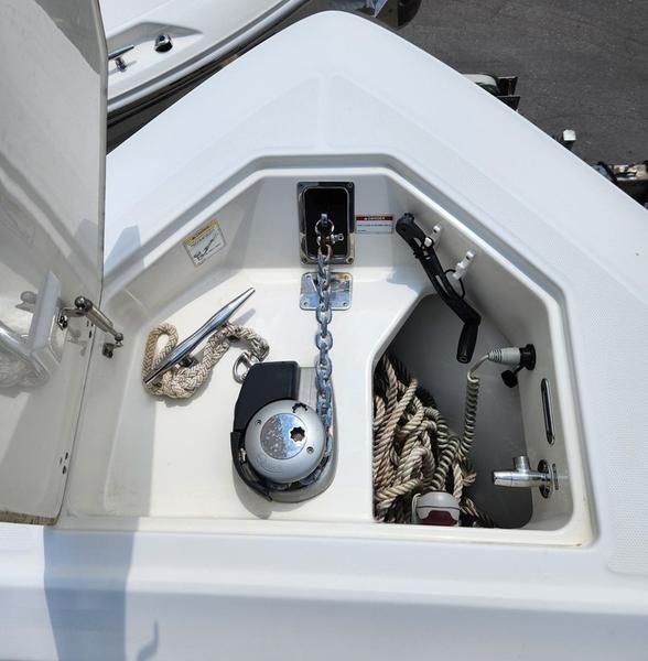 2017 Boston Whaler 350 Outrage