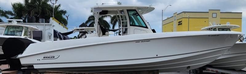 2017 Boston Whaler 350 Outrage