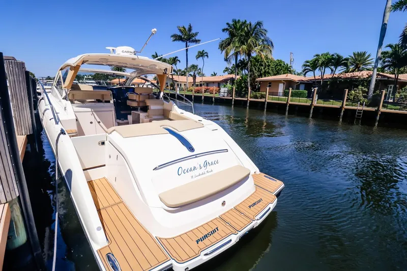 Ocean's Grace Yacht Photos Pics 
