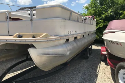 Fisher Freedom 241 DLX