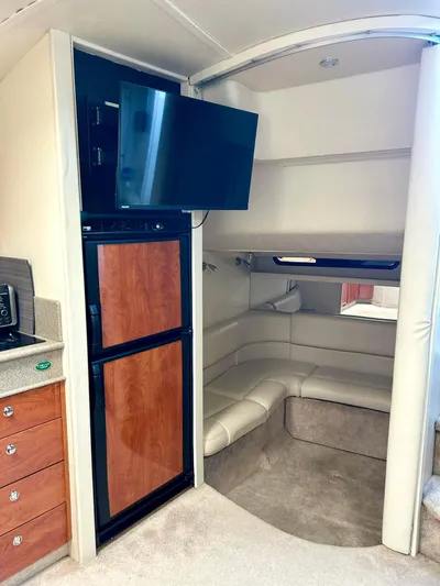 Blue Water Yacht Photos Pics 