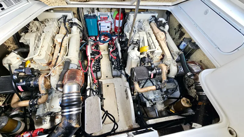 Blue Water Yacht Photos Pics 