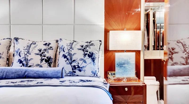 Tryst Yacht Photos Pics 