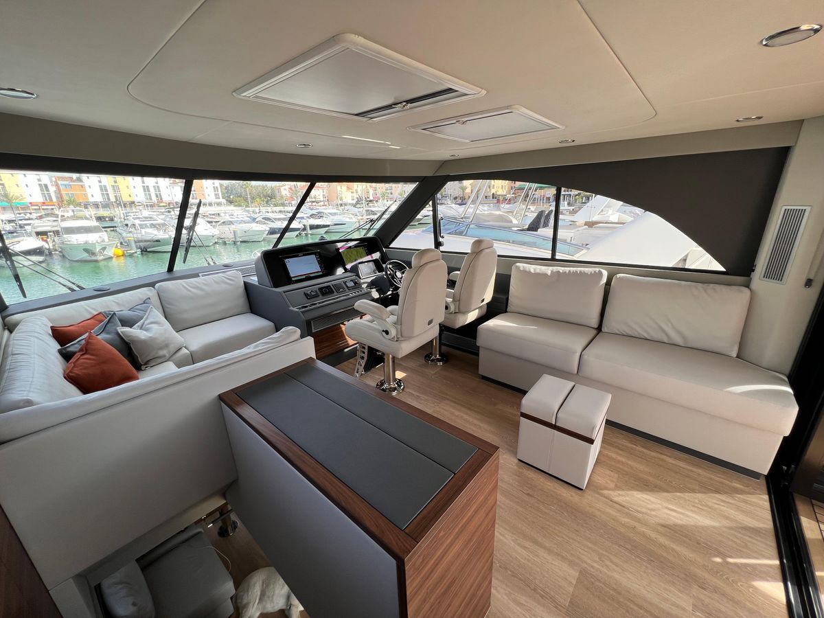 2023 Maritimo 60 