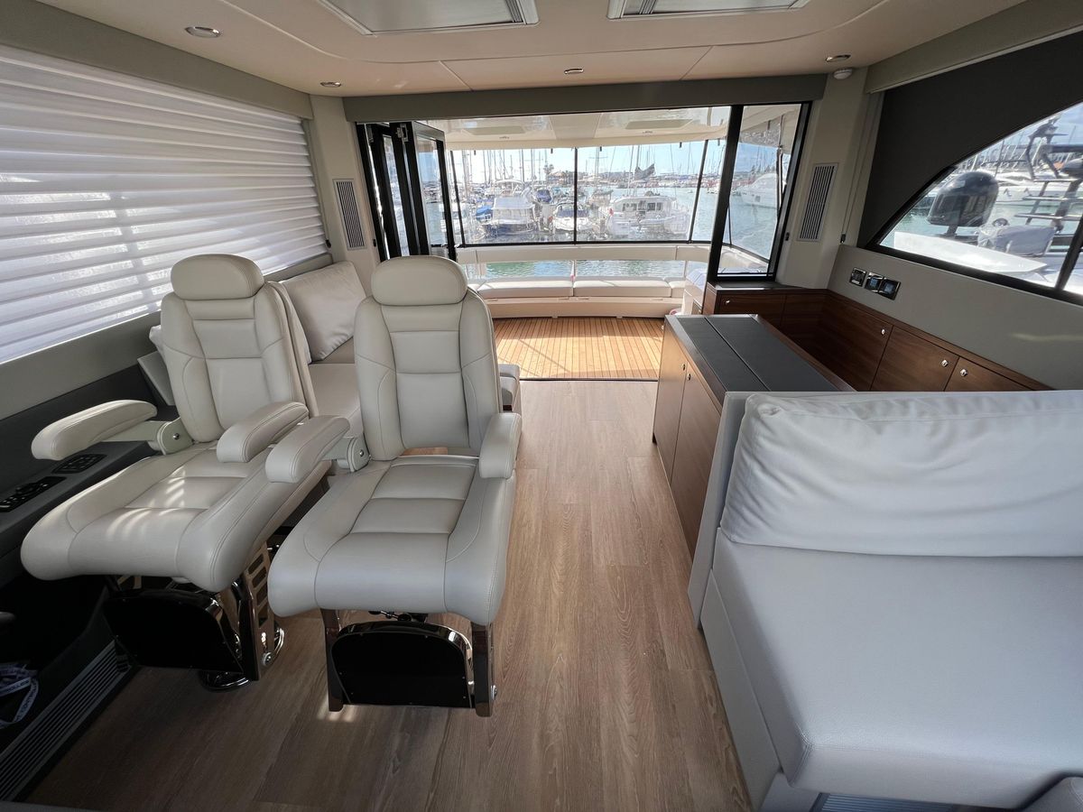 2023 Maritimo 60 
