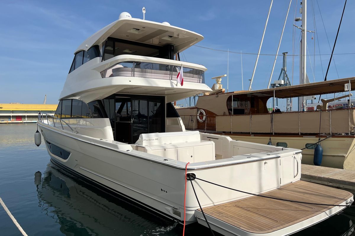 2023 Maritimo 60 